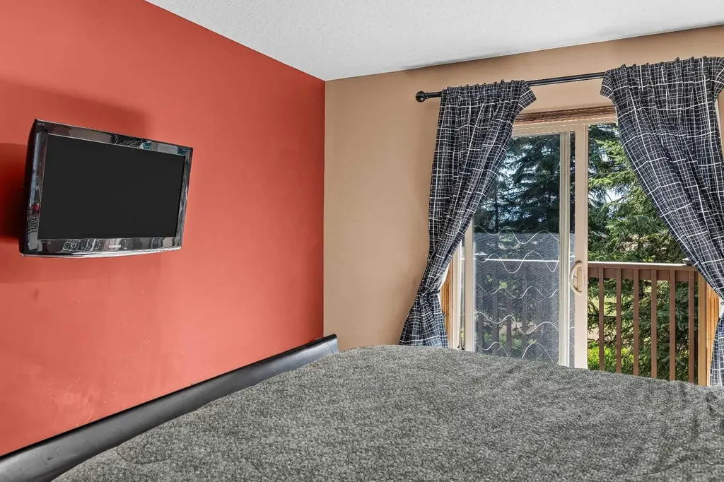 108 Armstrong Place Canmore AB T1W3L2