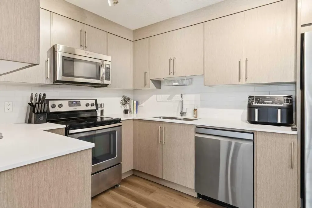 302 Skyview Ranch Drive NE Calgary AB T3N 0P5