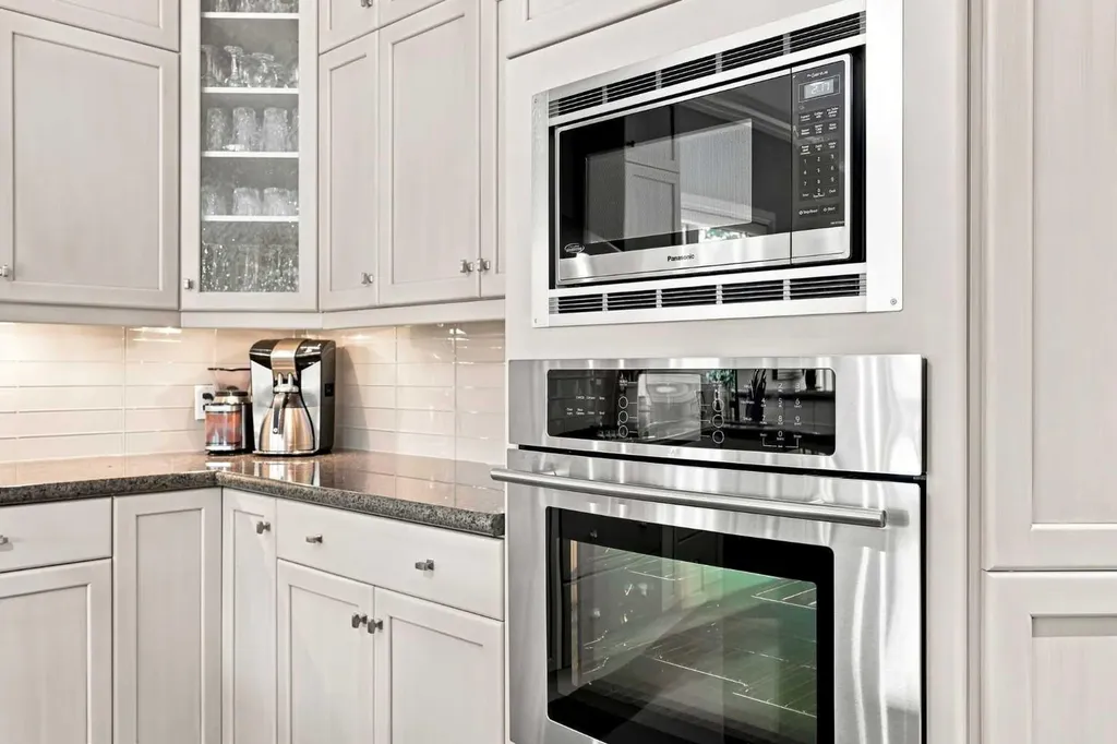 29315 Range Road 44 Road Rural Mountain View County AB T0M0R0
