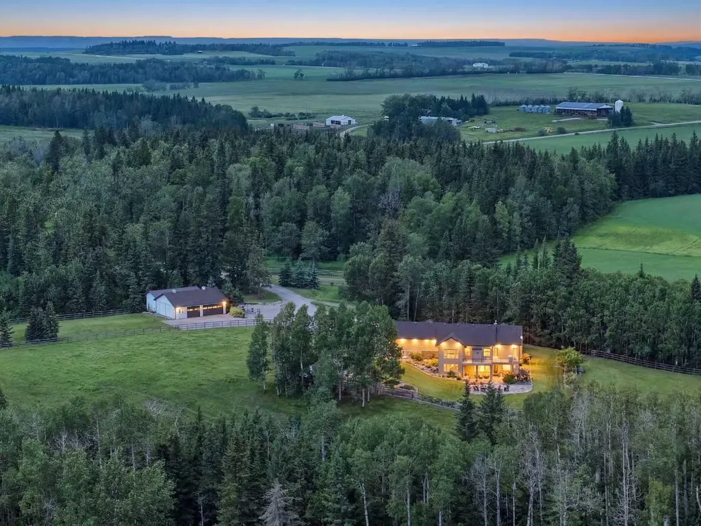 29315 Range Road 44 Road Rural Mountain View County AB T0M0R0