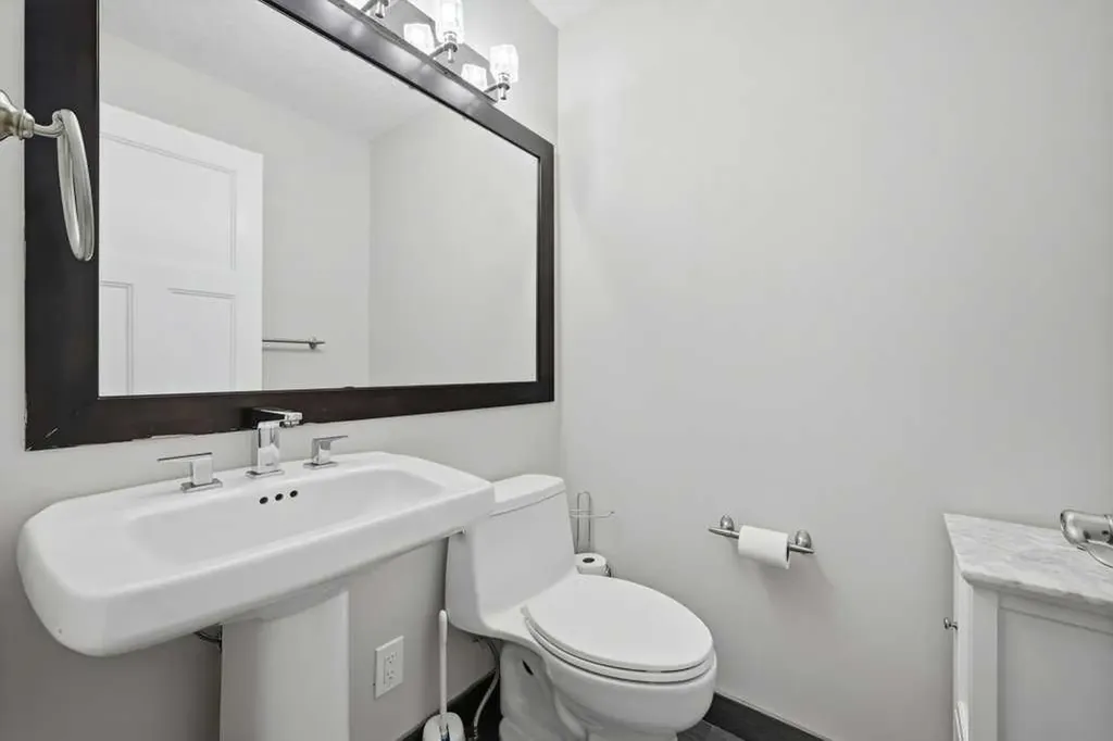 160 Panatella Crescent NW Calgary AB T3K 0M5