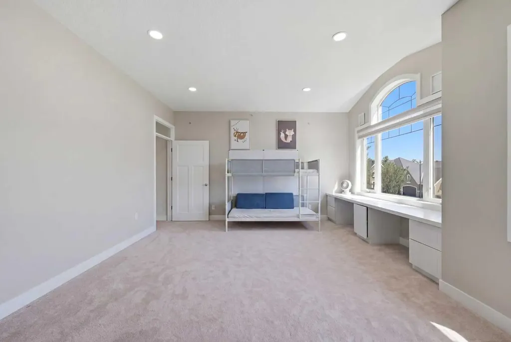 160 Panatella Crescent NW Calgary AB T3K 0M5