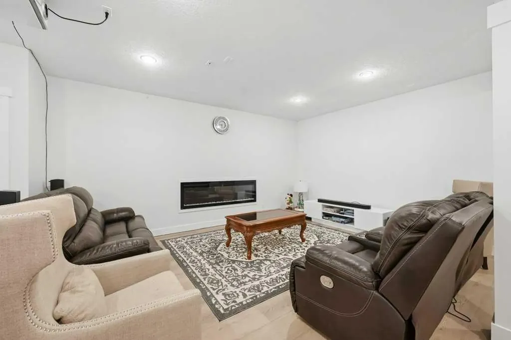 160 Panatella Crescent NW Calgary AB T3K 0M5