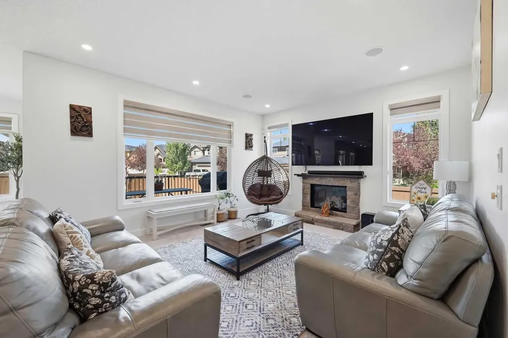 160 Panatella Crescent NW Calgary AB T3K 0M5