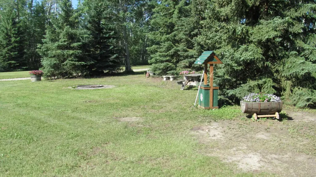 693077 Range Road 120 Elmworth AB T0H 0C0
