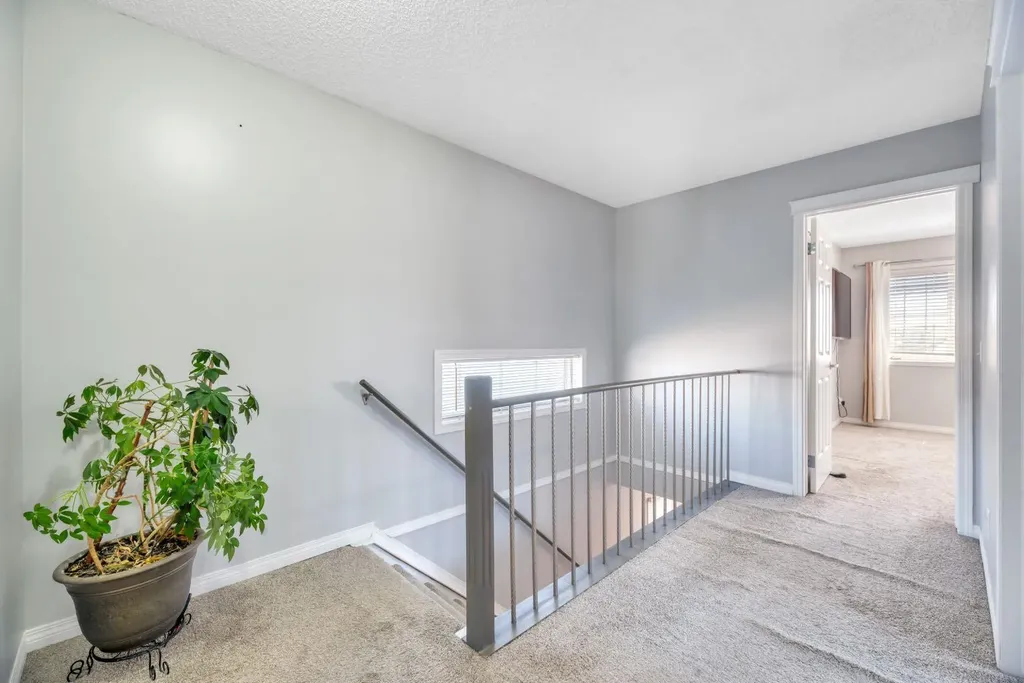 7 San Diego Manor NE Calgary AB T1Y 7A5