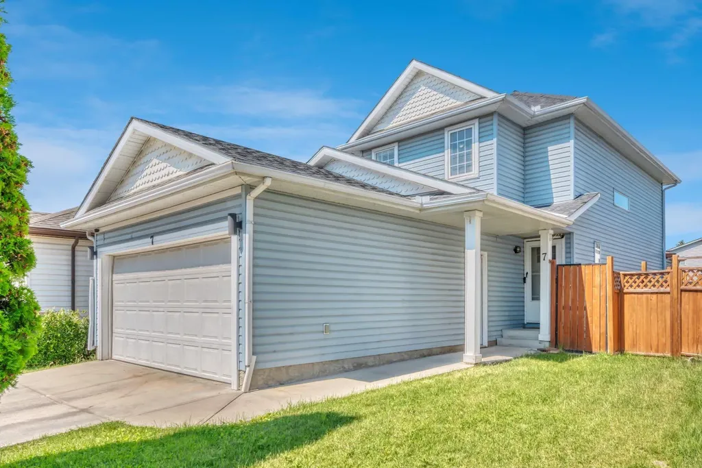 7 San Diego Manor NE Calgary AB T1Y 7A5