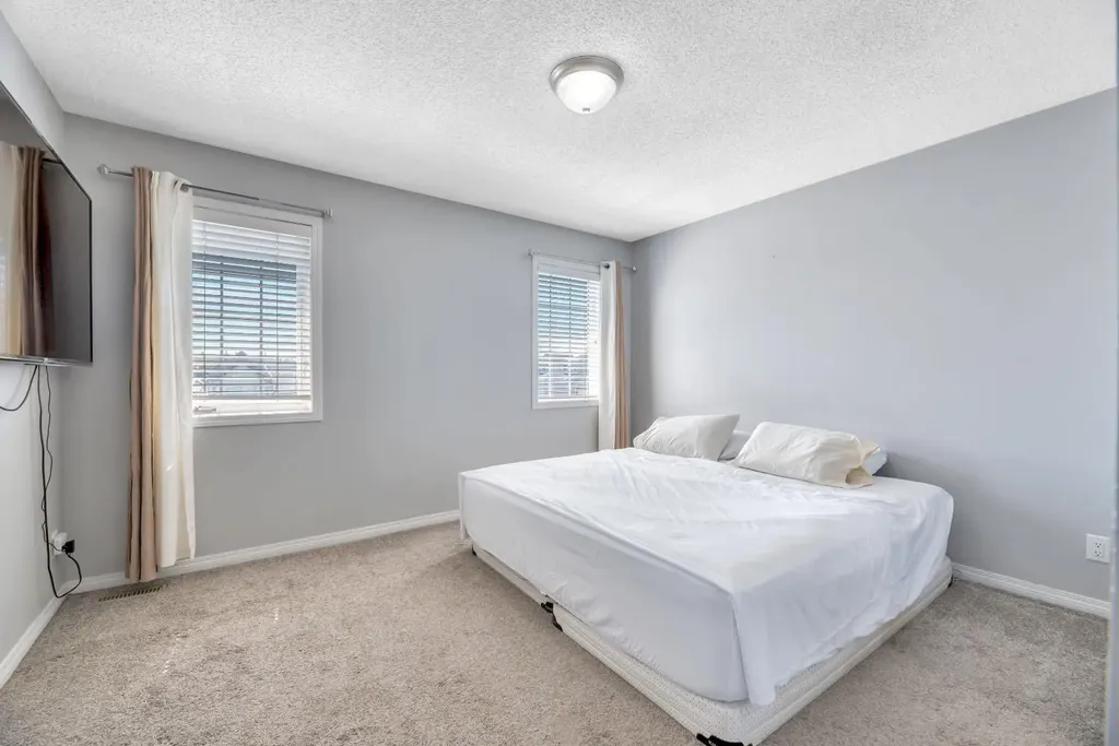 7 San Diego Manor NE Calgary AB T1Y 7A5