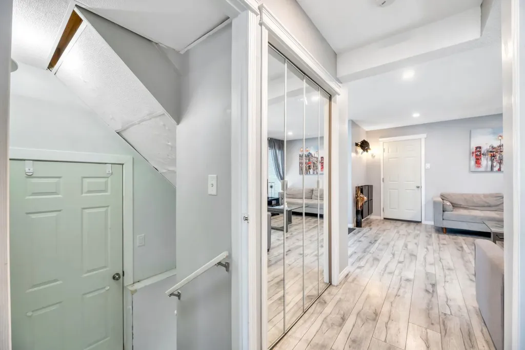 7 San Diego Manor NE Calgary AB T1Y 7A5