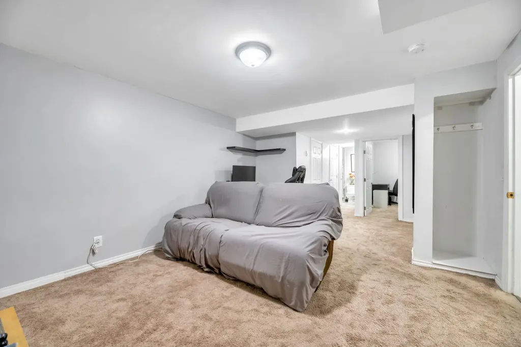7 San Diego Manor NE Calgary AB T1Y 7A5
