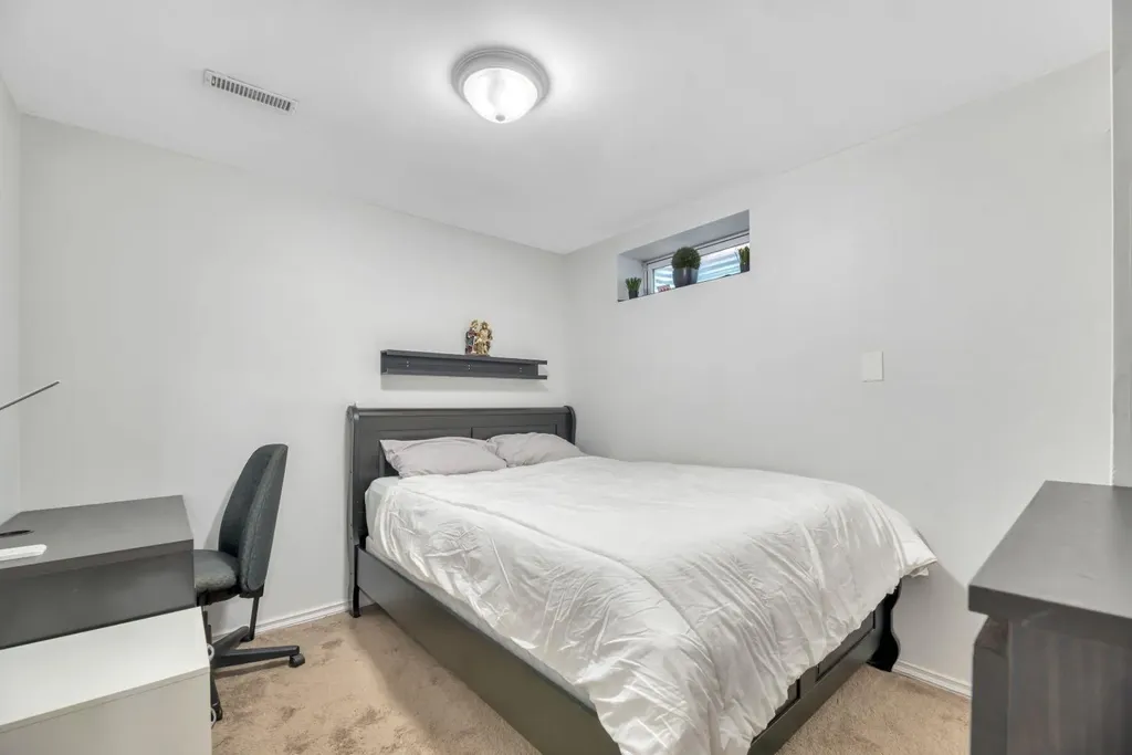 7 San Diego Manor NE Calgary AB T1Y 7A5
