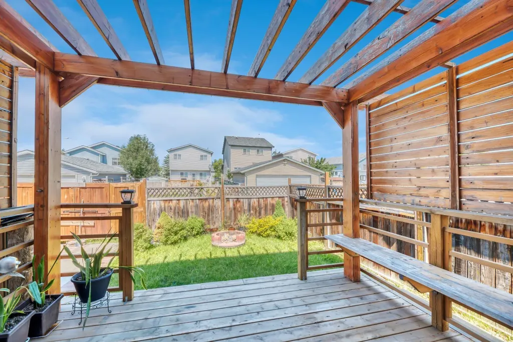 7 San Diego Manor NE Calgary AB T1Y 7A5