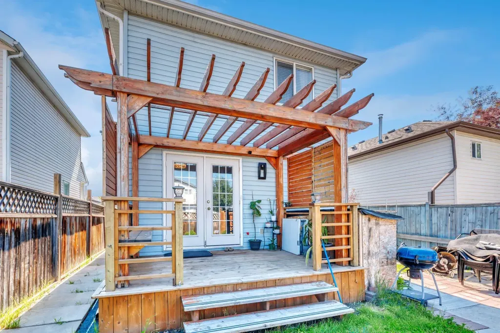 7 San Diego Manor NE Calgary AB T1Y 7A5