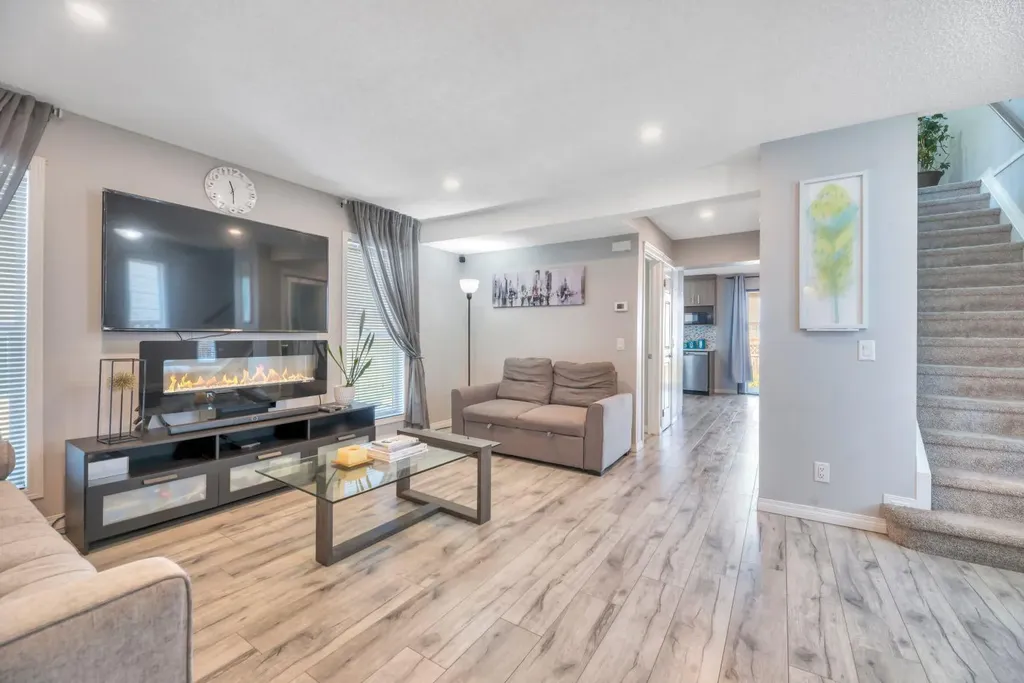 7 San Diego Manor NE Calgary AB T1Y 7A5