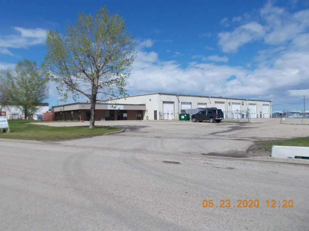 11456 96 Avenue Grande Prairie AB T8X 1T3