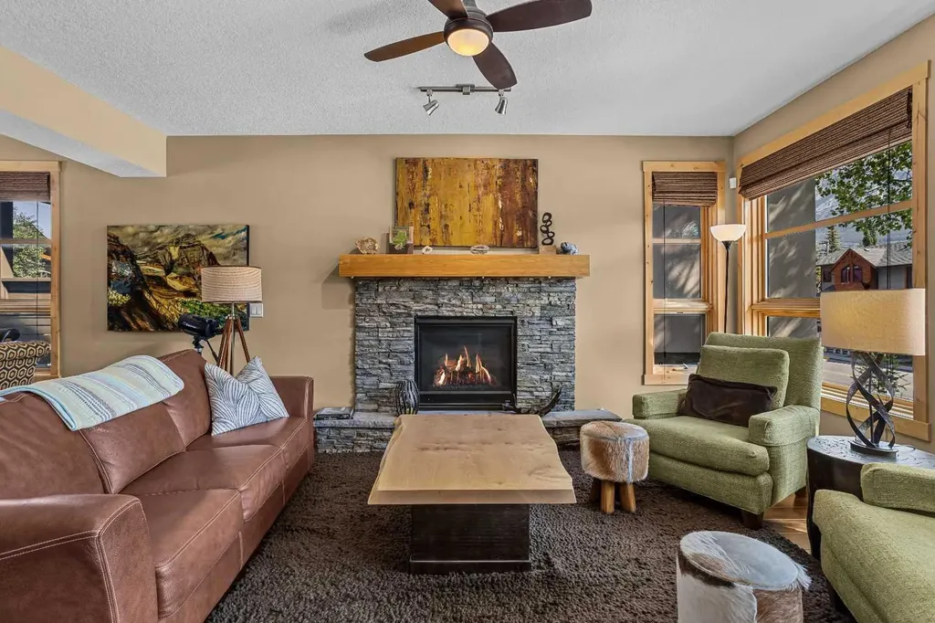 516 8th Avenue Canmore AB T1W2E3