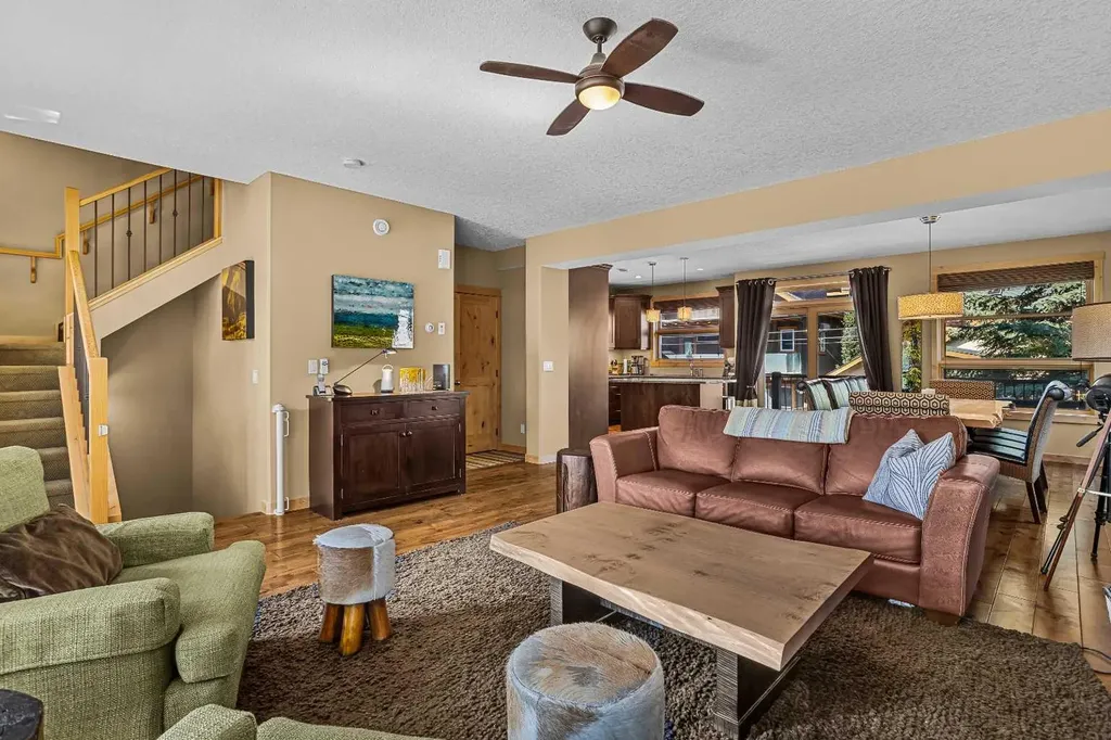 516 8th Avenue Canmore AB T1W2E3