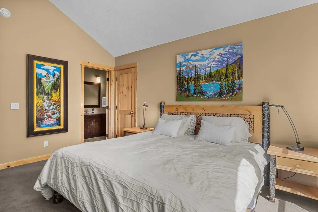 516 8th Avenue Canmore AB T1W2E3