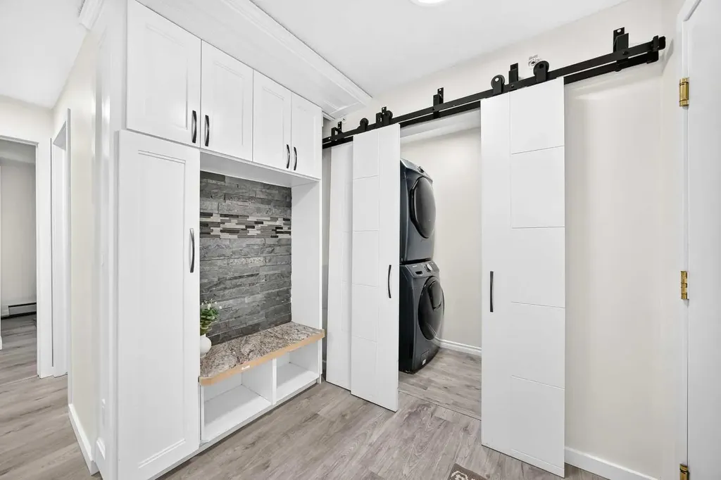 4000 Somervale Court SW Calgary AB T2Y4J3