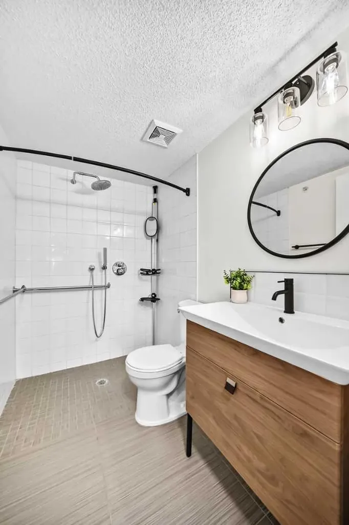 4000 Somervale Court SW Calgary AB T2Y4J3