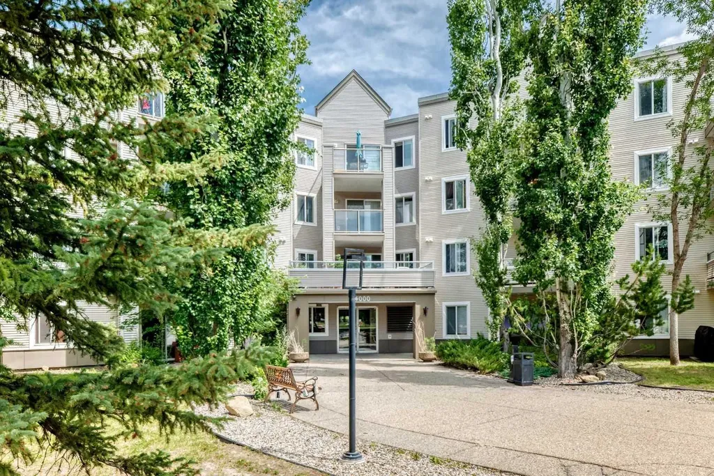 4000 Somervale Court SW Calgary AB T2Y4J3