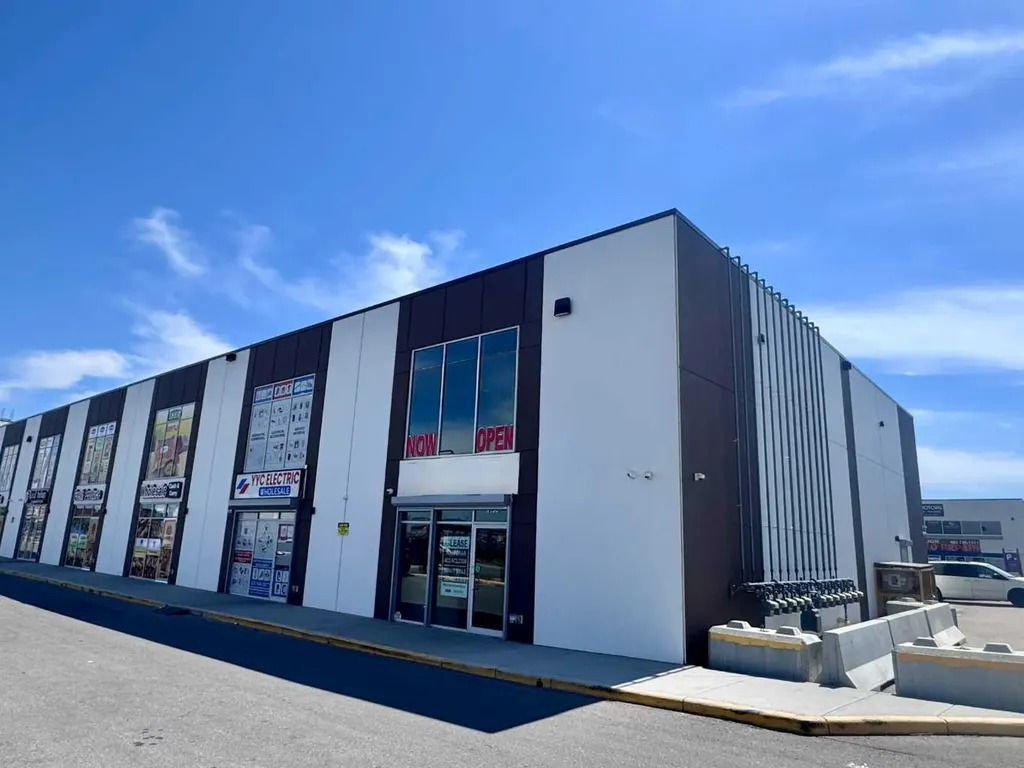 11125 38 Street NE Calgary AB T3N 1P3
