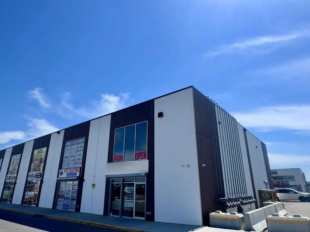 11125 38 Street NE Calgary AB T3N 1P3