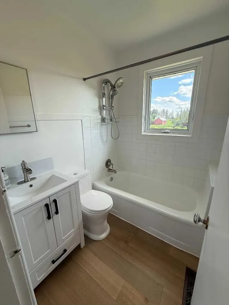 5005 47 Avenue Myrnam AB T0B3K0