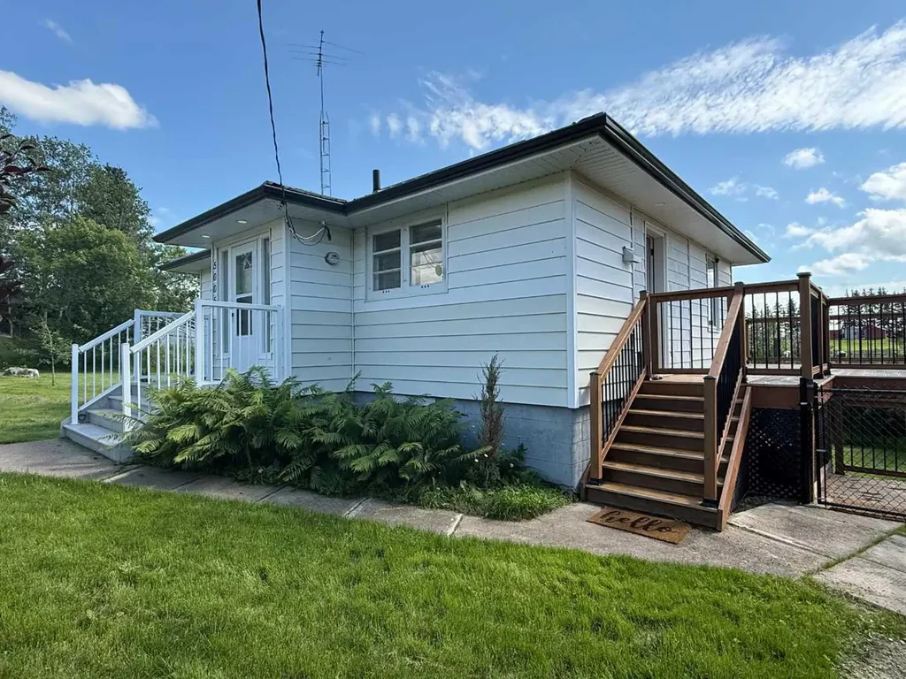 5005 47 Avenue Myrnam AB T0B3K0