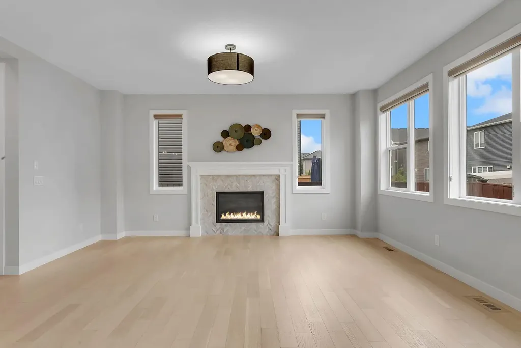 45 Carringsby Landing NW Calgary AB T3P1L9