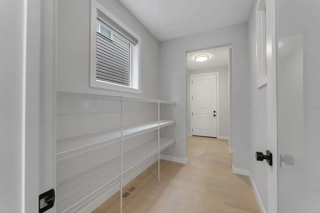45 Carringsby Landing NW Calgary AB T3P1L9