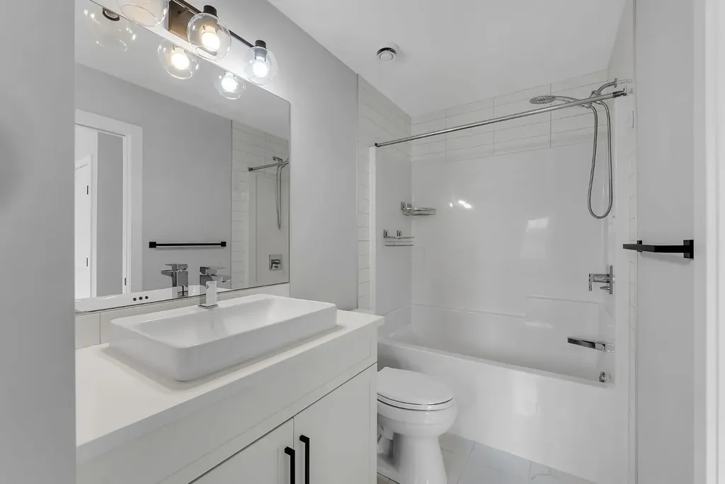 45 Carringsby Landing NW Calgary AB T3P1L9