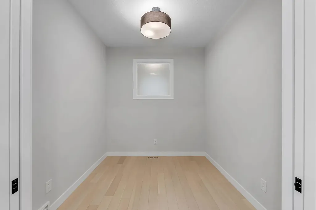 45 Carringsby Landing NW Calgary AB T3P1L9