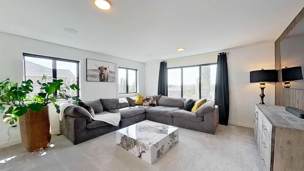 3 Highwood Drive Okotoks AB T1S 5S3