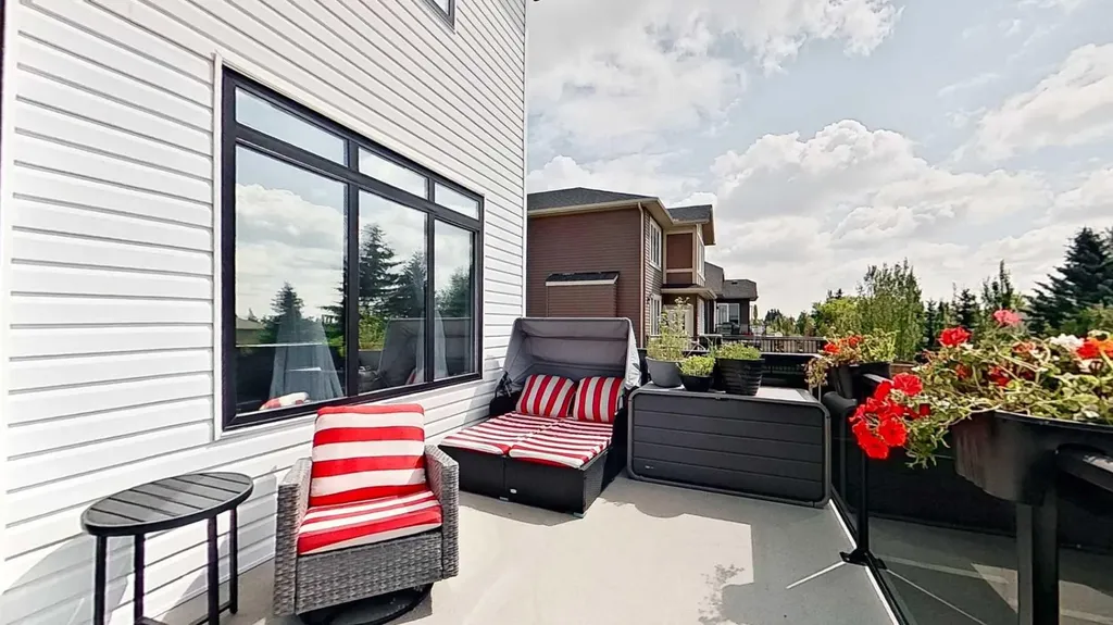 3 Highwood Drive Okotoks AB T1S 5S3