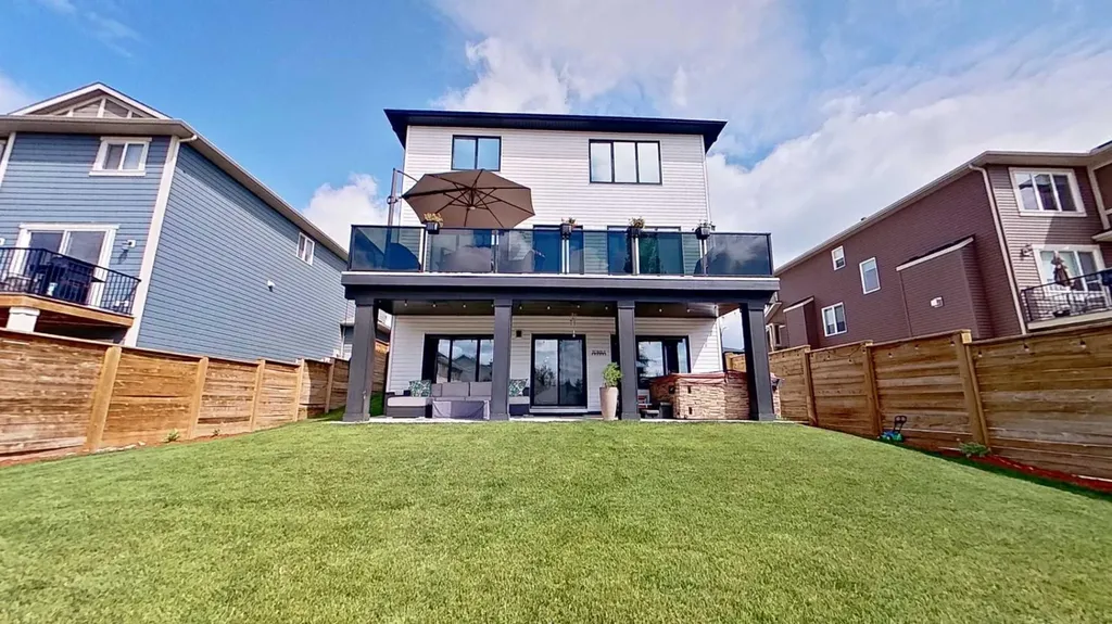 3 Highwood Drive Okotoks AB T1S 5S3