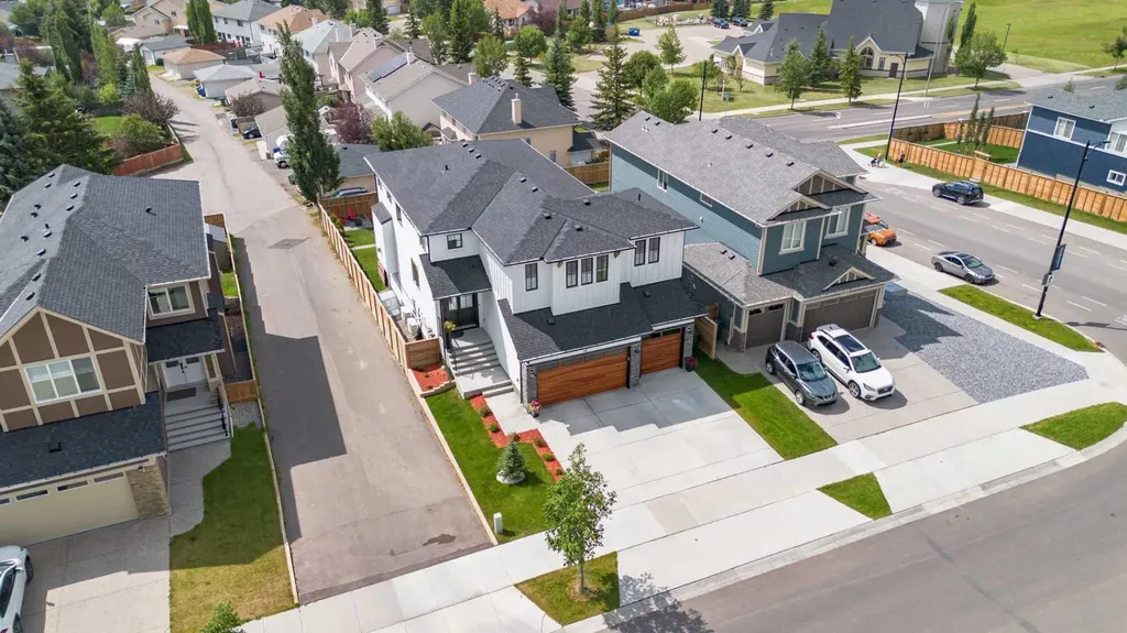 3 Highwood Drive Okotoks AB T1S 5S3