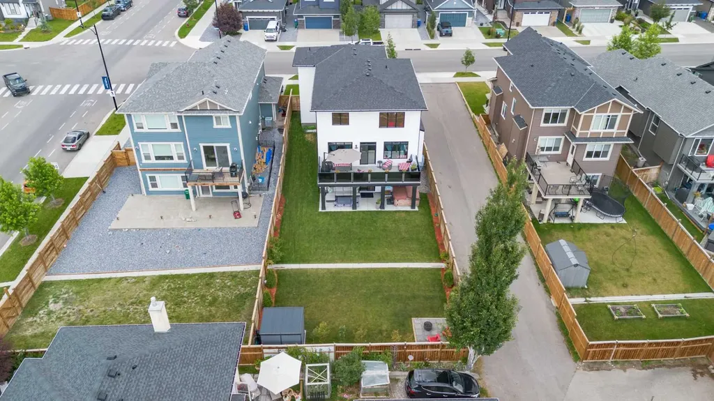 3 Highwood Drive Okotoks AB T1S 5S3