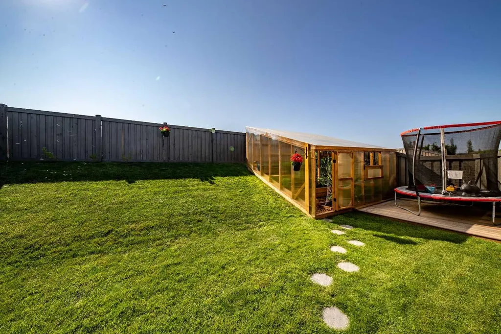 84 Avenue Grande Prairie AB T8W0M4