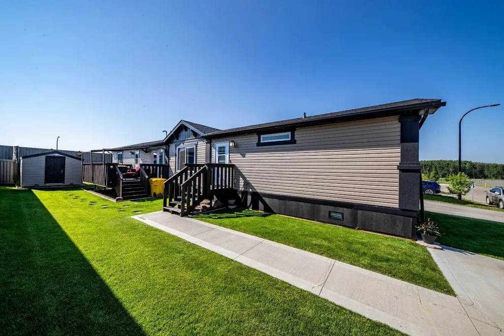 84 Avenue Grande Prairie AB T8W0M4