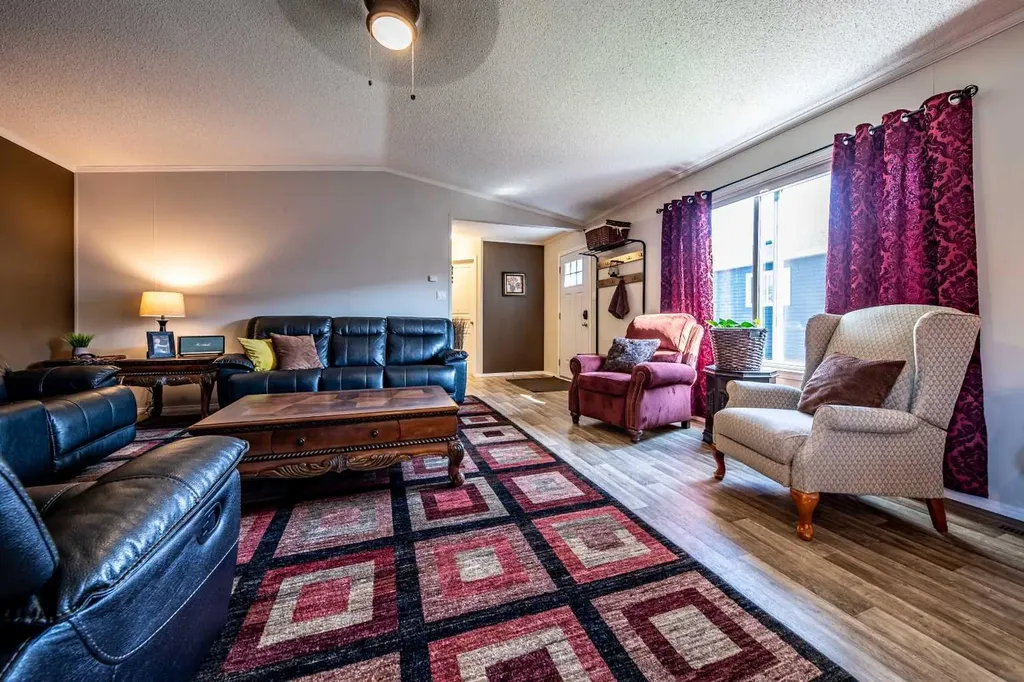 84 Avenue Grande Prairie AB T8W0M4