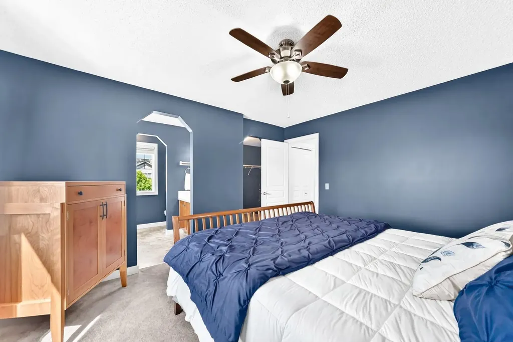 278 Luxstone Way SW Airdrie AB T4B0H7