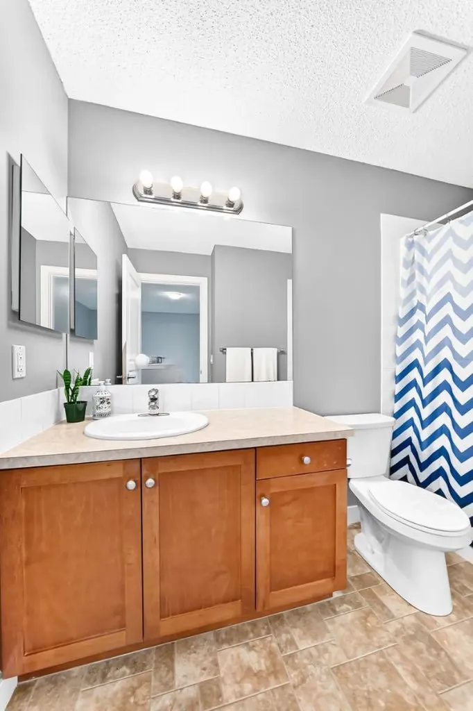 278 Luxstone Way SW Airdrie AB T4B0H7