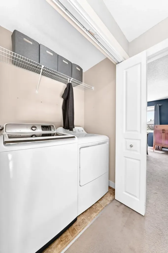 278 Luxstone Way SW Airdrie AB T4B0H7