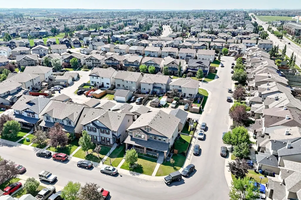 278 Luxstone Way SW Airdrie AB T4B0H7