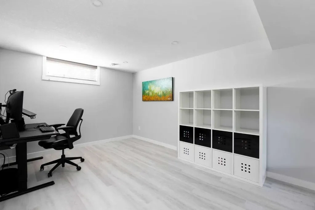 157 Bird Crescent Fort Mcmurray AB T9H 4T1