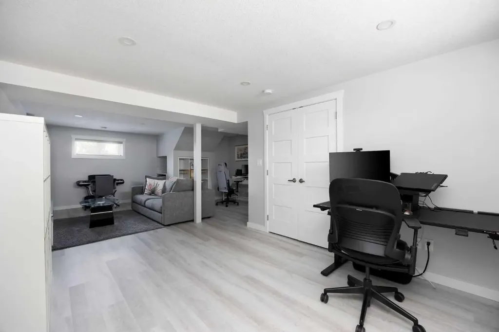 157 Bird Crescent Fort Mcmurray AB T9H 4T1