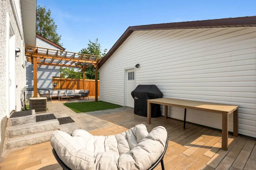 157 Bird Crescent Fort Mcmurray AB T9H 4T1
