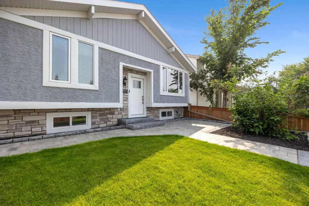 157 Bird Crescent Fort Mcmurray AB T9H 4T1