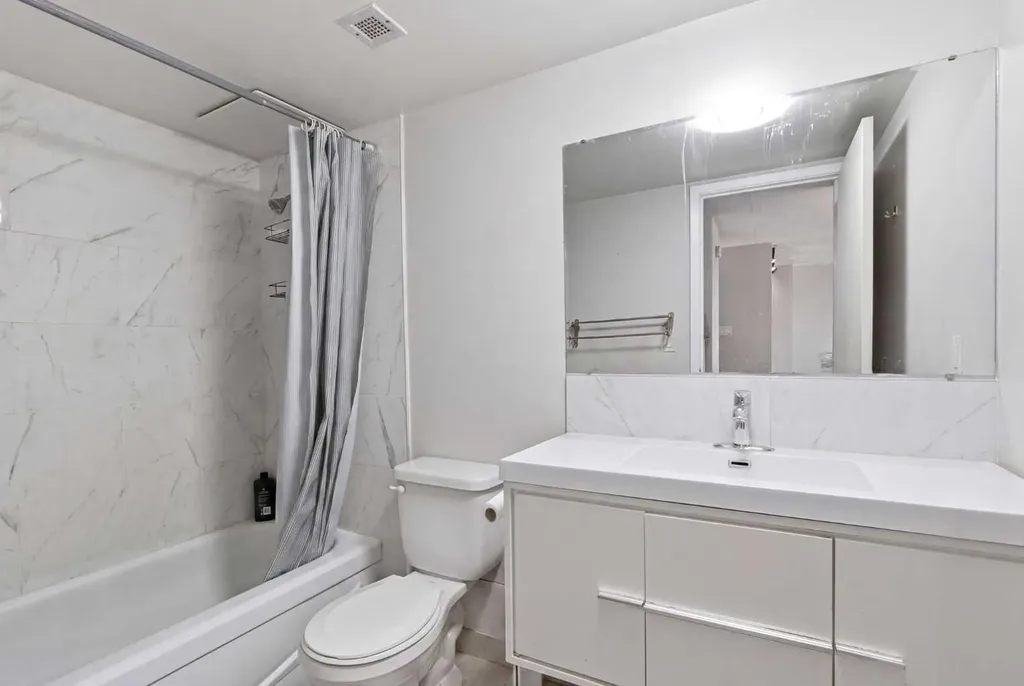 221 6 Avenue SE Calgary AB T2G 4Z9